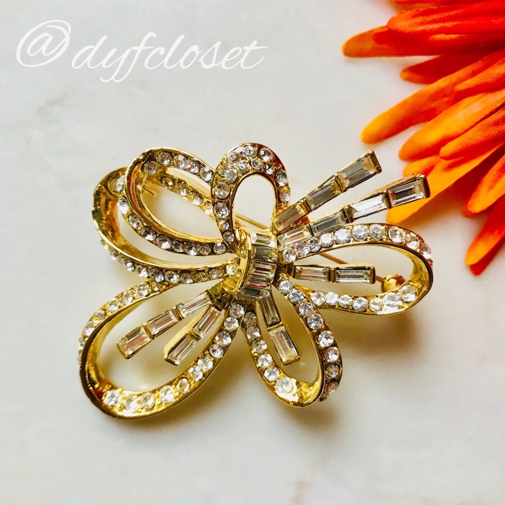 Crystal Broach
